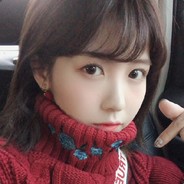 桃花渐暖年岁闲