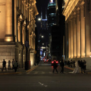 可怜的汤姆被玩弄于鼓掌之间