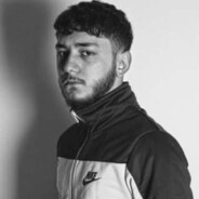 DAĞA SÜRÜKLENMİŞ GENÇ