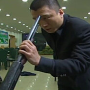 好人就得让人拿枪指着