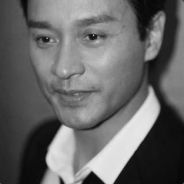 别打我，自己人