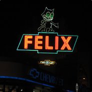 Felix|Play