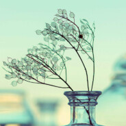 站在路边的小商贩