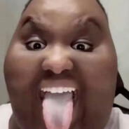 PIWKONAREMONCIECASE.GIFT