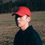 小杰干拉然后玩手机