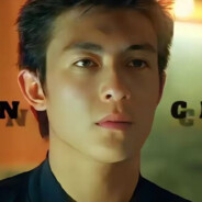 苦练瑜伽舔己福