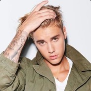 卖猛男的小男孩