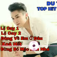 Lệ Cay Run Run Bật Khóc