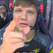 她才18怎么守得住B