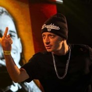 Criminal .-
