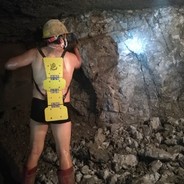 社会底层务工人员