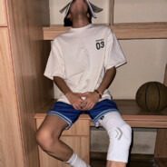 青青草原一片天，谁见