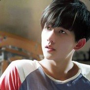 旧城古巷吃茶少年