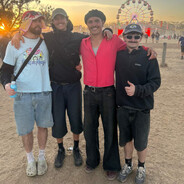 DOUG - steam id 76561198195471402