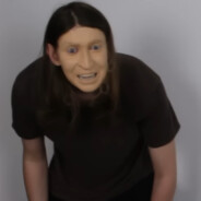 Pedrinho da sinagoga que boia