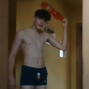 postava věšák
