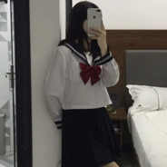 阿牛，拿包三鲜伊面