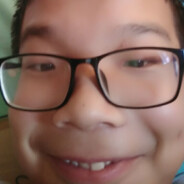 国道卡车撞飞泰坦