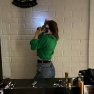 женщина за компом