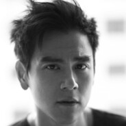 抱紧星星等月亮