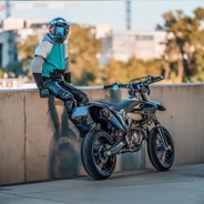 犹豫就会SufferDefeat