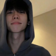 拨动你的小吊带