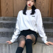 甜妹下面咸咸的