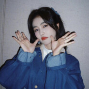 江碧鸟逾白  山青花欲燃