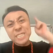 谁搁背后蛐蛐我呢