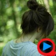 表哥表哥上去怼他