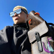 脑浆摇匀再说话