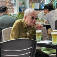 Yêu ai đừng yêu hết lòng