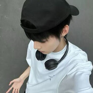 半夜玩恐怖游戏被吓尿