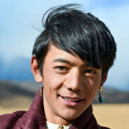 川文理理塘丁真