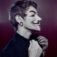 躲在树林瑟瑟发抖