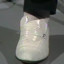 Homem do sapato branco ™