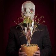 送她红甲她和别人拥抱时我应该也会有参与感吧