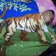 трахают=жмурюсь