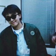 陷进她的酒窝中