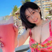 爆乳人妻の勝手に誘惑