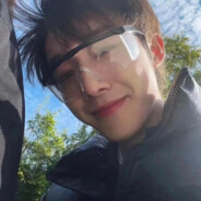 福尔摩斯见到我哭