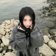 小何不爱下馆子.