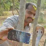 Selfie Snake Man