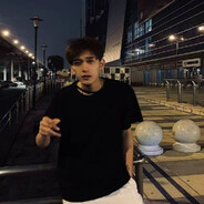 她与晚风皆沉寂