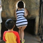 为女神撅起而读书