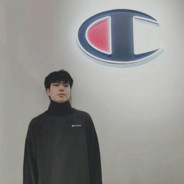 一杯冰美式加冰