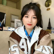 她说我们不适合让她去找更完美的男孩子