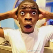 扶老奶奶闯红灯