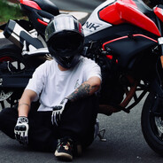 今夜浓愁未到乡