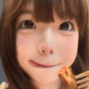 再甜的瑞幸也比不过她的小蜜雪